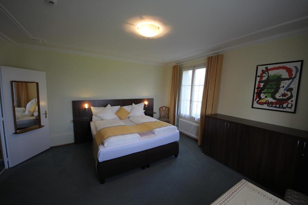 Gasthaus zum Kreuz Meggen Zimmer foto