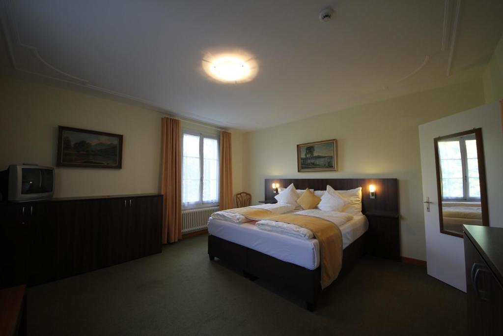 Gasthaus zum Kreuz Meggen Zimmer foto