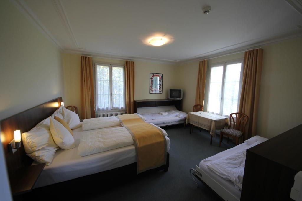 Gasthaus zum Kreuz Meggen Zimmer foto