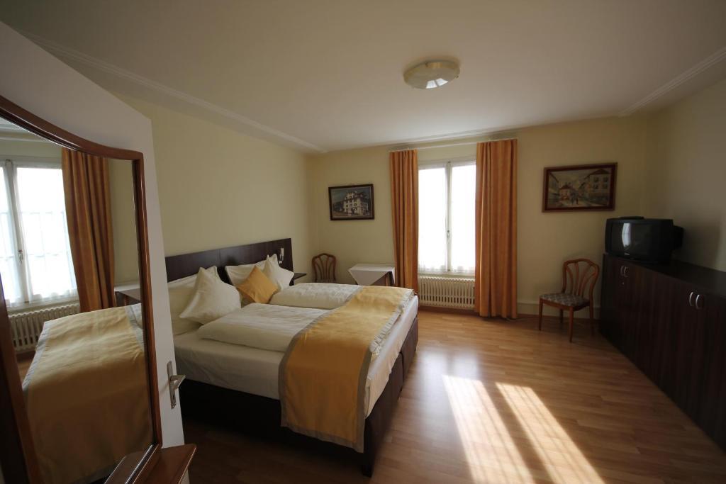 Gasthaus zum Kreuz Meggen Zimmer foto
