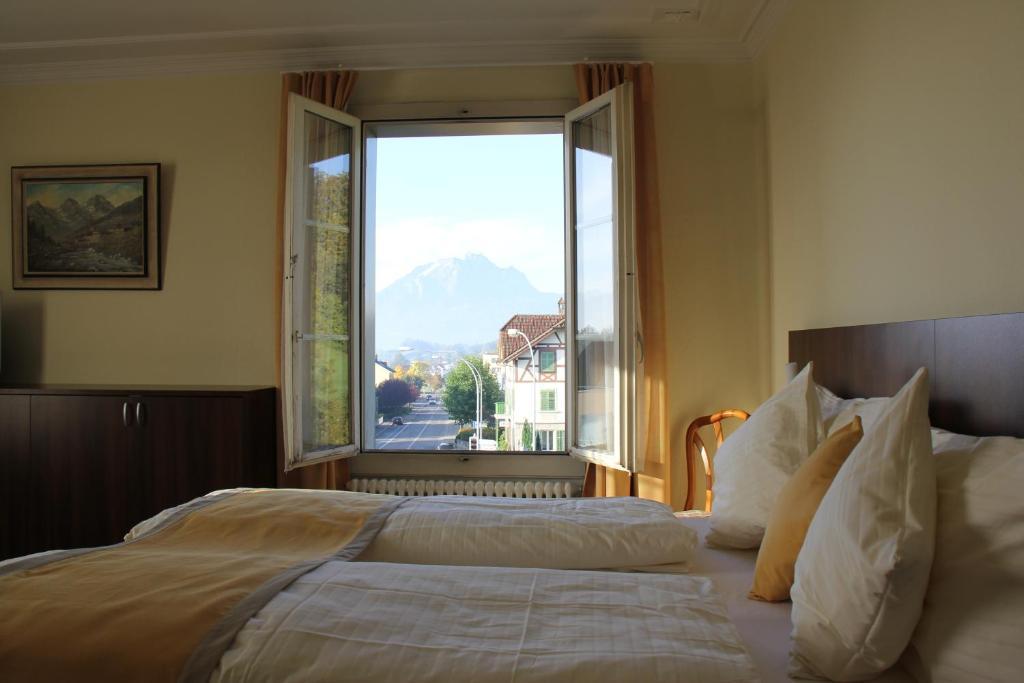 Gasthaus zum Kreuz Meggen Zimmer foto