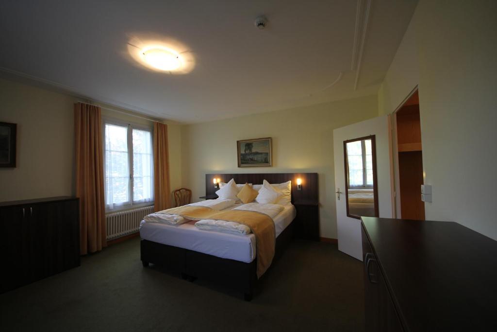 Gasthaus zum Kreuz Meggen Zimmer foto